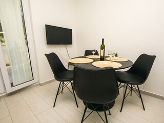 Apartment Mrljane Ausstattung 8