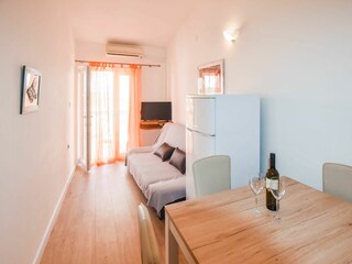 Apartment Turanj Features 18