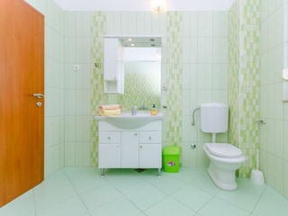 Apartment Okrug Gornji Features 7