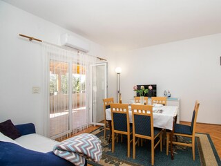 Apartment Grebastica Features 16