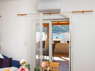 Apartment Grebastica Features 40