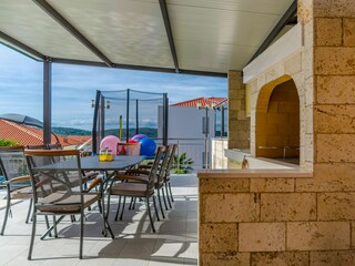 Ferienhaus Okrug Gornji Ausstattung 8