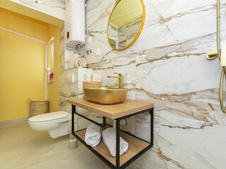 Holiday house Okrug Gornji Features 7