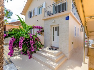 Holiday house Okrug Gornji Outdoor Recording 2