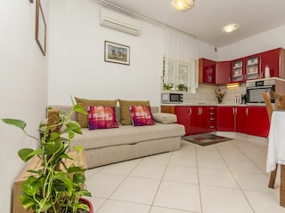 Apartment Brodarica Features 13