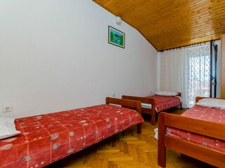 Apartment Okrug Donji Features 12
