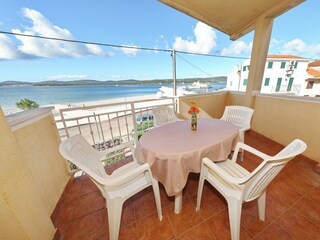 Apartment Turanj Features 3