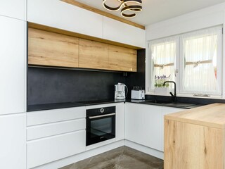 Apartment Okrug Gornji Features 19