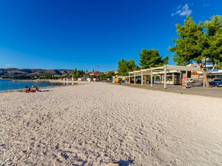 Apartment Okrug Gornji Environment 31