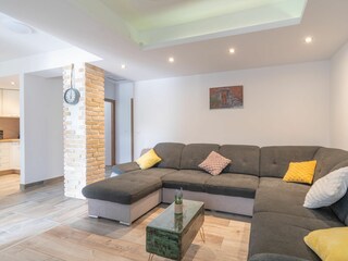 Holiday house Rašćane Features 1