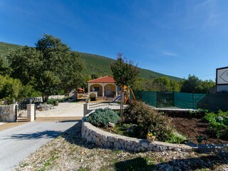 Holiday house Rašćane Features 24