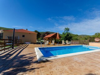Holiday house Rašćane Features 26