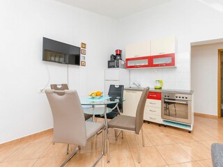 Apartment Povljana Ausstattung 4