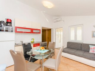 Apartment Povljana Ausstattung 5