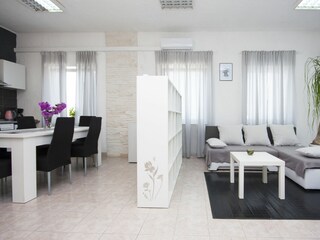 Ferienhaus Brodarica Ausstattung 9