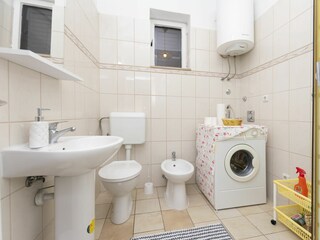 Apartment Kaštel Stari Ausstattung 23