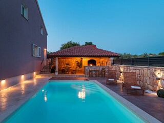 Ferienhaus Puljane Ausstattung 60