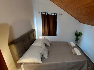 Apartment Grebastica Ausstattung 36