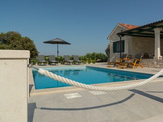 Holiday house Postira Features 28