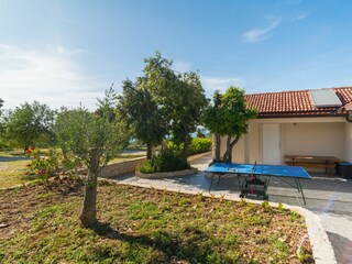 Ferienhaus Postira Ausstattung 37