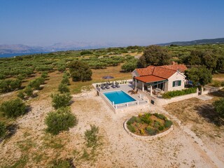 Holiday house Postira Features 21