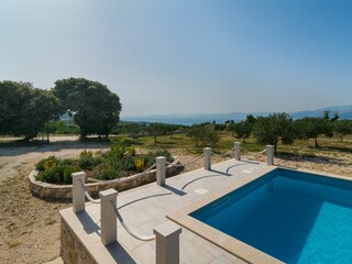 Holiday house Postira Features 32