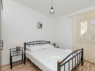 Apartment Postira Features 1