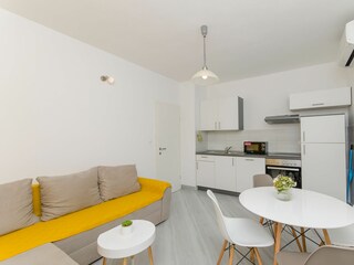 Apartment Postira Features 9