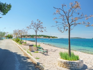 Holiday house Brodarica Features 30