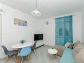 Apartment Postira Features 1