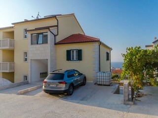 Apartment Postira Features 4