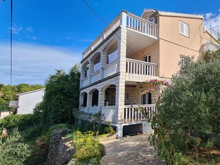 Apartment Jelsa Features 2
