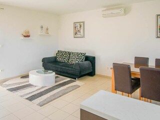 Apartment Sveti Filip i Jakov Features 7