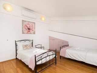 Ferienhaus Brodarica Ausstattung 24