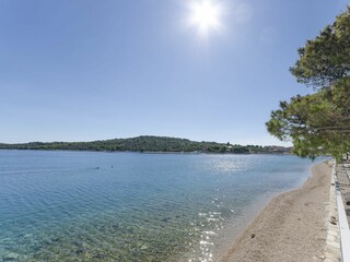 Apartment Jezera Features 30