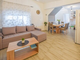 Holiday house Kali Features 30