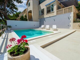 Apartment Sumartin Features 11