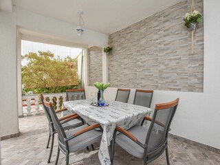 Apartment Turanj Features 17