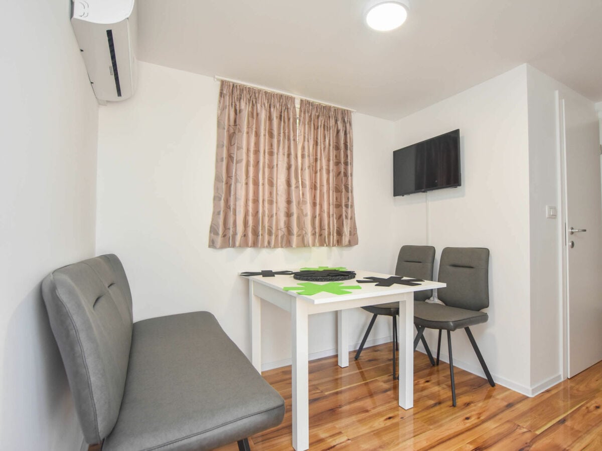 Apartment Biograd Ausstattung 1