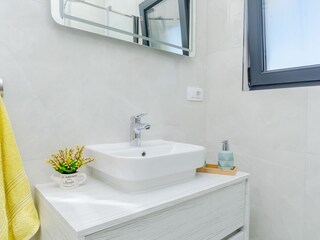 Apartment Okrug Donji Features 16