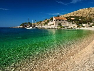 Holiday house Stari Grad Features 14