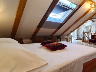 Holiday house Stari Grad Features 28