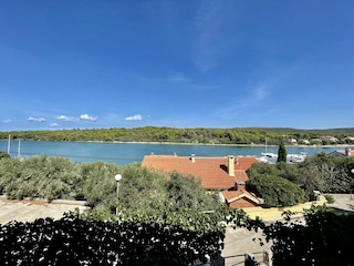 Apartment Veli Rat Ausstattung 33