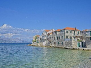 Apartment Postira Features 7