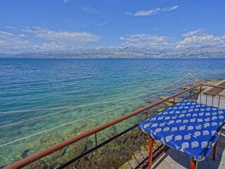 Apartment Postira Features 12