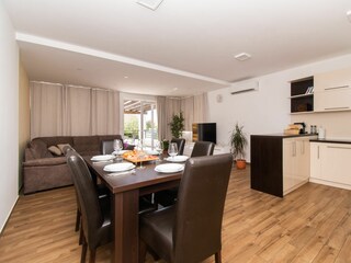 Holiday house Srima Features 24