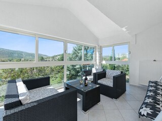 Holiday house Dicmo Features 46