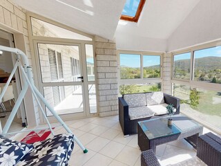 Holiday house Dicmo Features 67