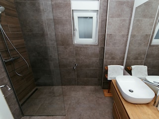 Holiday house Brodarica Features 50