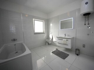 Ferienhaus Srima Ausstattung 13